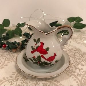 VTG Lefton China Small Pitcher & Dish Holiday Set Cardinals Holly Berries Design